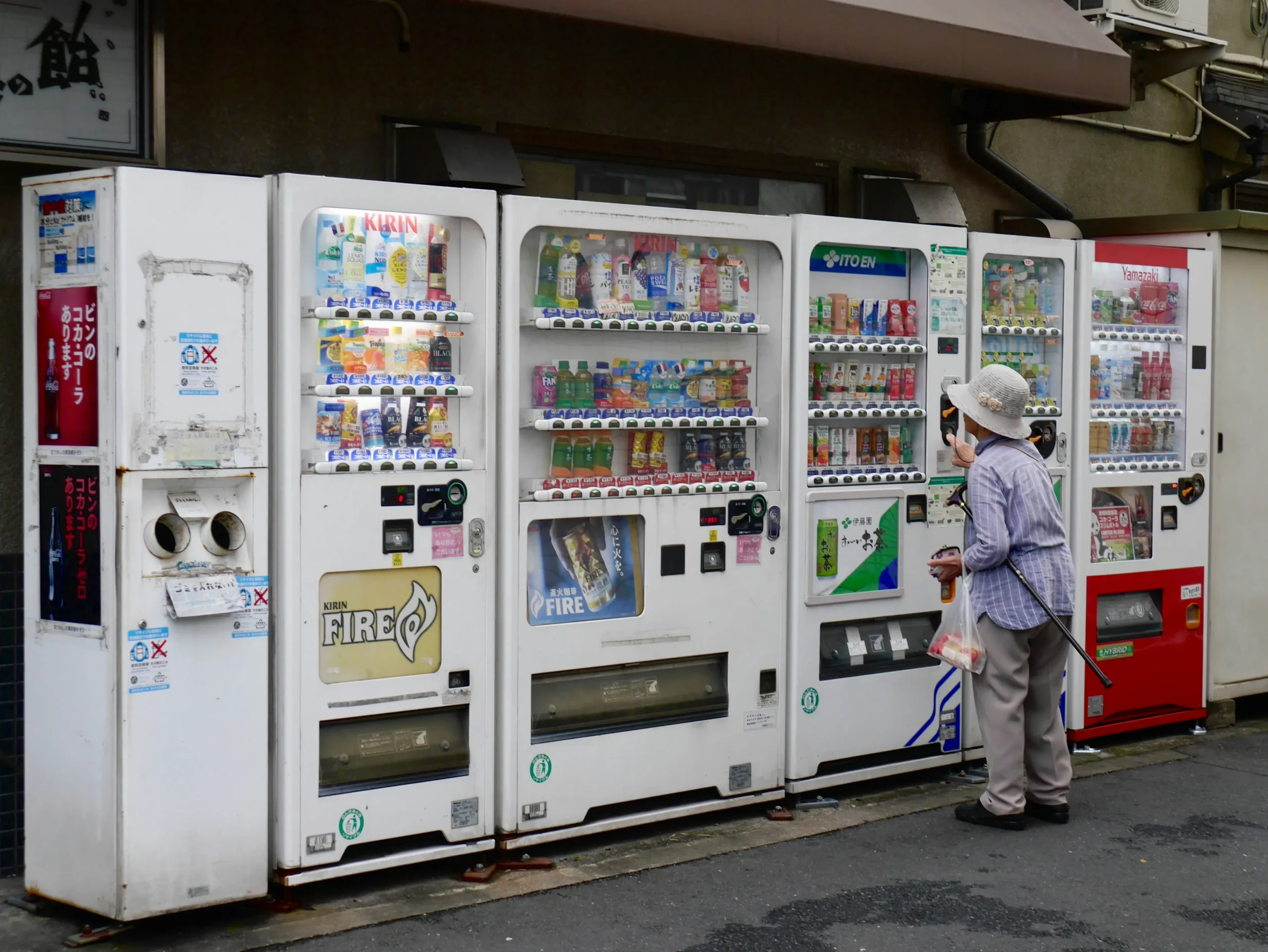 Vending Machine Services in Ocala by Lozano Vending